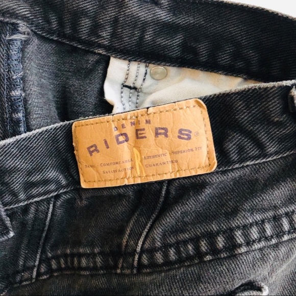 Vintage Black Jean Shorts - Picture 6 of 7